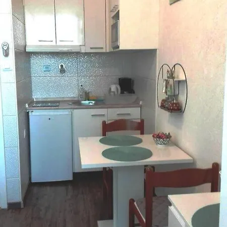 Apartment Center Jessy *